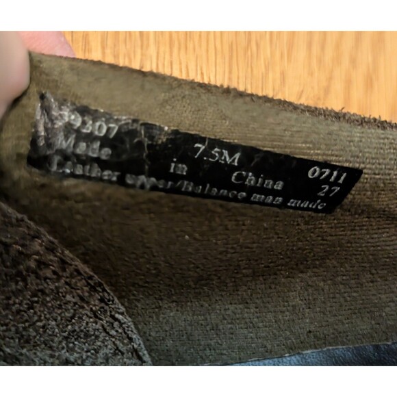 Clarks Women Bendables Sixty Delta Loafers Brown Suede Slip On Flat 7.5M - Picture 9 of 9